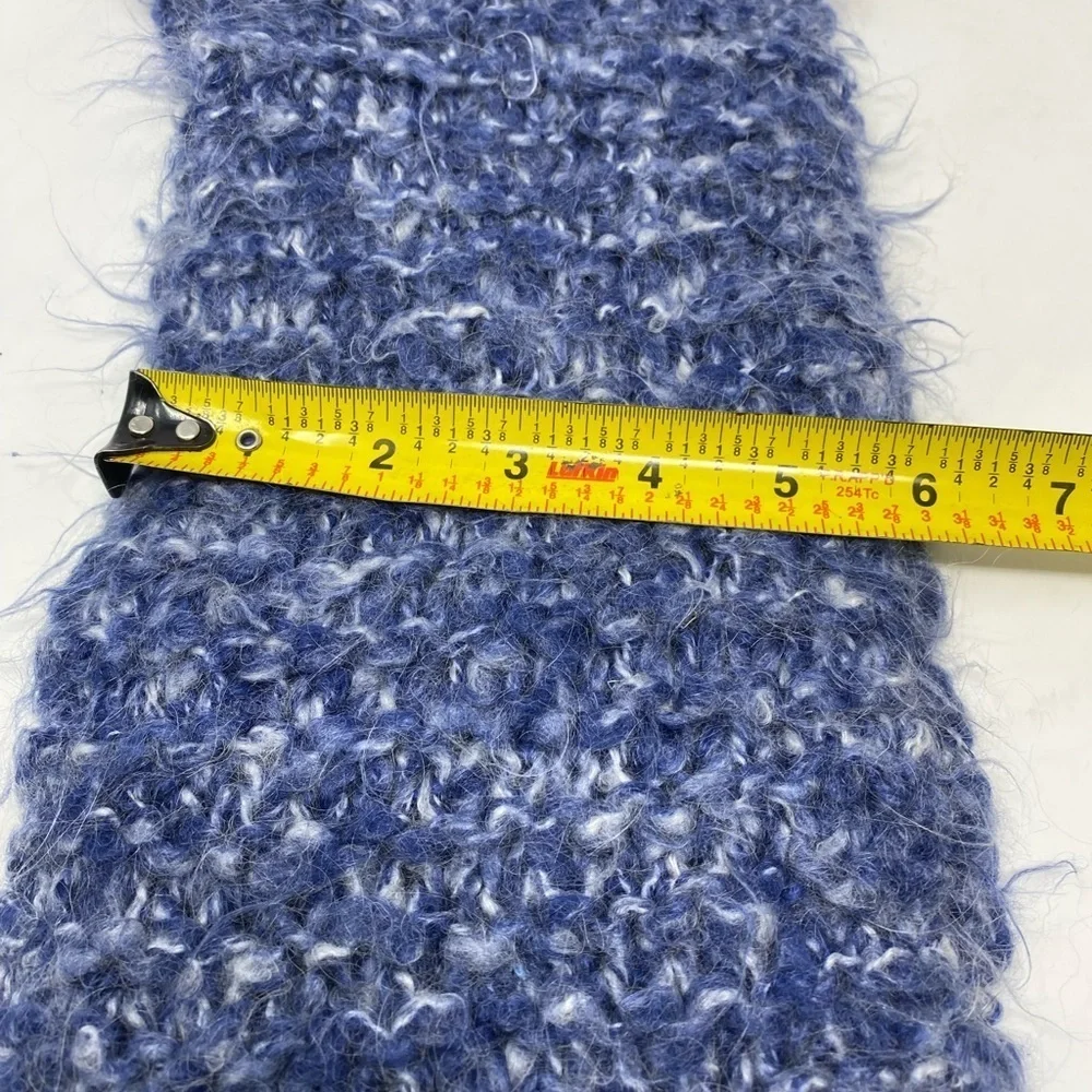 Women’s Blue & White Scarf